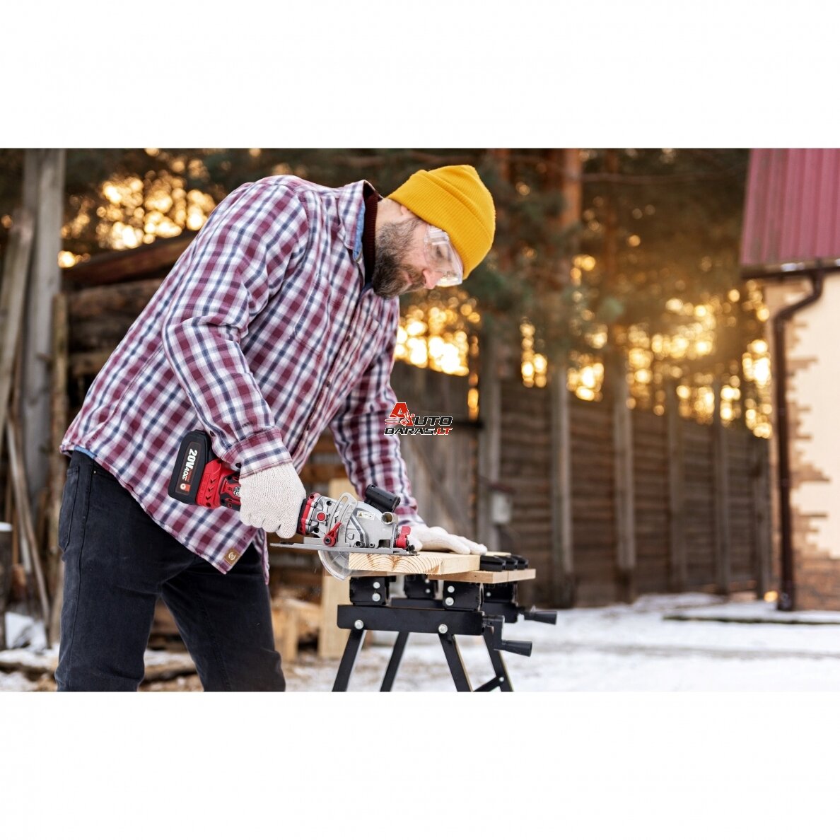 WORCRAFT Akumuliatorinis diskinis pjūklas 115mm su laseriu 20V LI-ION 8