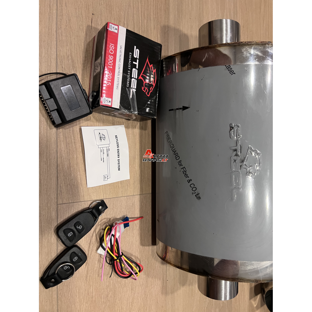 "STEEL" Exhaust systems - plokščio tipo bakelis su sklende 1in / 1 out 63mm 2