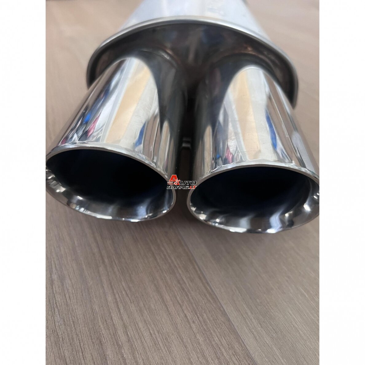 STRAIGHTFLOW plokščio tipo galinis bakelis 1in ir 2 out 63mm (nerūdijantis plienas) 2