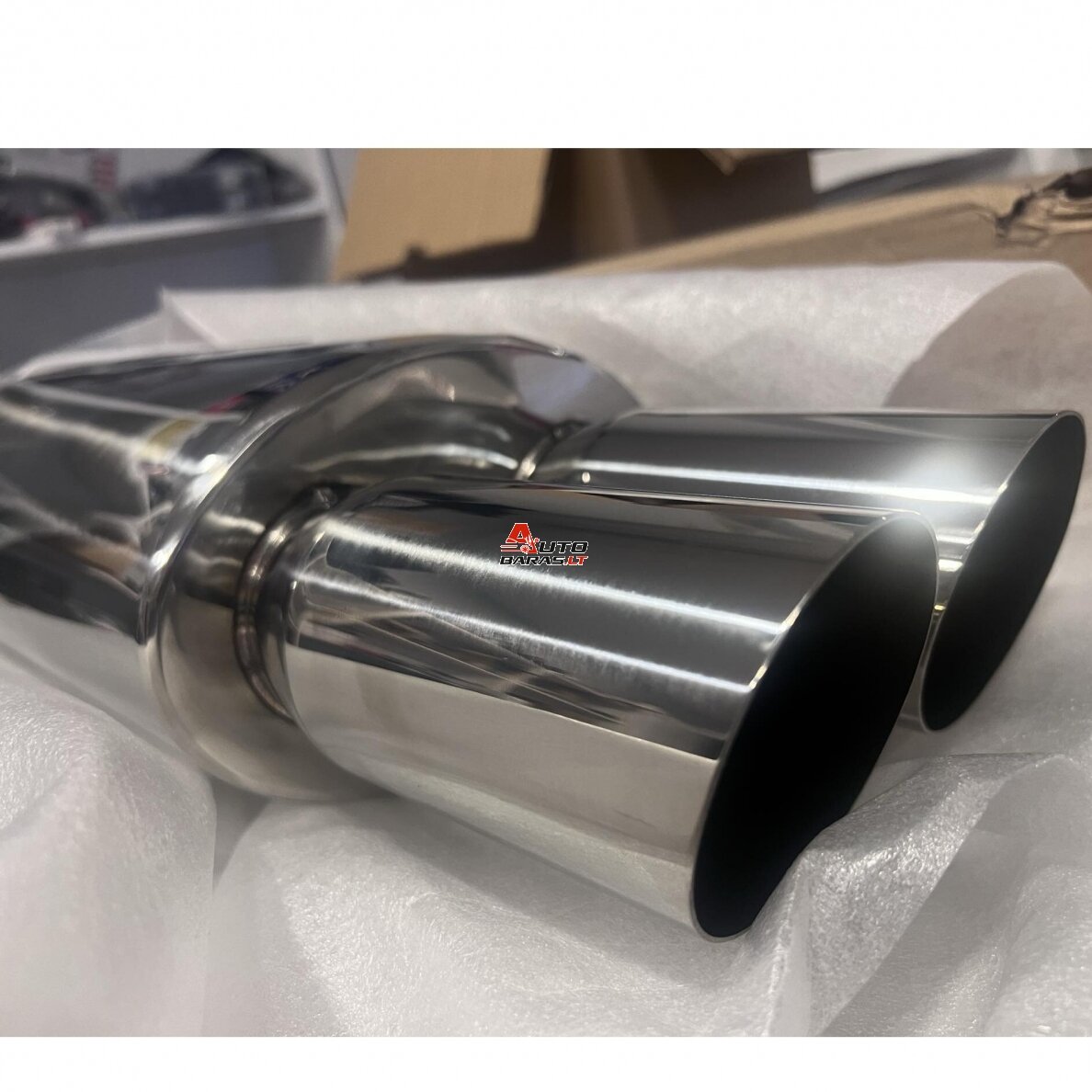 STRAIGHTFLOW plokščio tipo galinis bakelis 1in ir 2 out 63mm (nerūdijantis plienas) 1