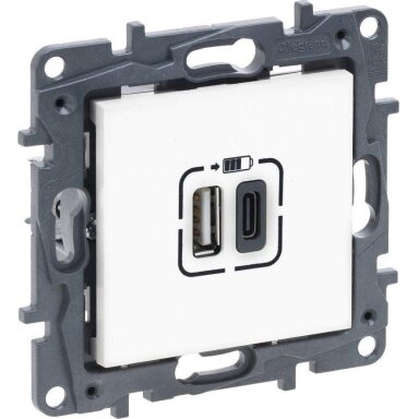 USB dviguba C + A tipo rozetė Niloe Step Legrand 863140 (balta spalva) USB dviguba C + A tipo rozetė Niloe Step Legrand 863140 (balta spalva)